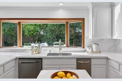 1825 Harris Ave, San Jose, CA 95124 - Photo 10