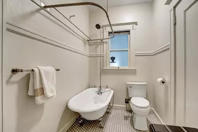 89 Yosemite Ave, Oakland, CA 94611 - Photo 12