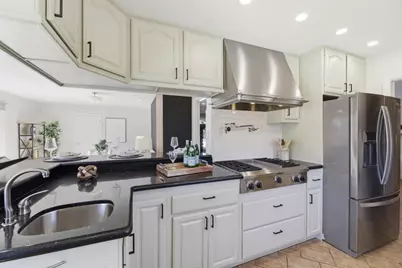 1079 The Dalles Ave, Sunnyvale, CA 94087 - Photo 8