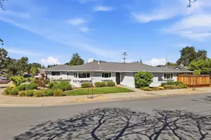 1079 The Dalles Ave, Sunnyvale, CA 94087 - Photo 36