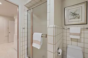 1588 Robsheal Dr, San Jose, CA 95125 - Photo 20