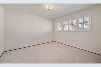 1588 Robsheal Dr, San Jose, CA 95125 - Photo 34