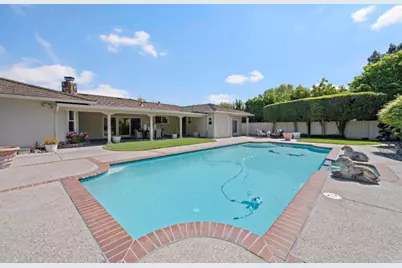 1588 Robsheal Dr, San Jose, CA 95125 - Photo 58