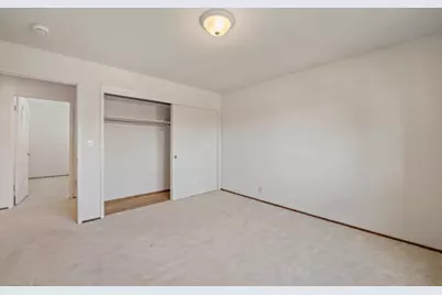 1588 Robsheal Dr, San Jose, CA 95125 - Photo 32