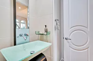 1067 Avondale St, San Jose, CA 95129 - Photo 26