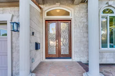 1067 Avondale St, San Jose, CA 95129 - Photo 2