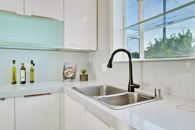 1067 Avondale St, San Jose, CA 95129 - Photo 22