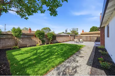 49 Hermitage Ln, Hayward, CA 94544 - Photo 14