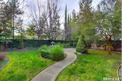 3520 Emerson Dr, Roseville, CA 95661 - Photo 14