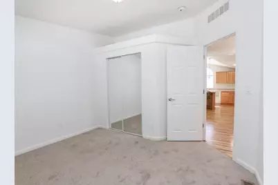 471 Mill Pond Dr 471, San Jose, CA 95125 - Photo 12