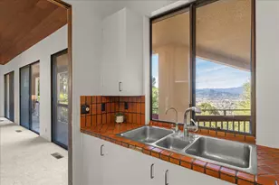 16655 Oak View Cir, Morgan Hill, CA 95037 - Photo 12