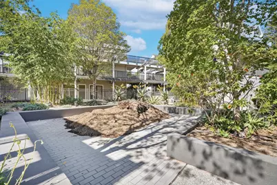 4151 El Camino Way M, Palo Alto, CA 94306 - Photo 18