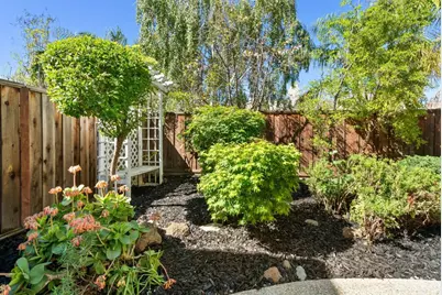 3937 Emerald Isle Ln, San Jose, CA 95135 - Photo 72