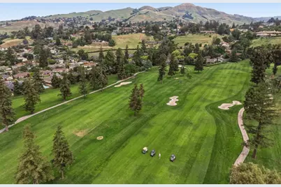 496 Golfview Dr, San Jose, CA 95127 - Photo 8