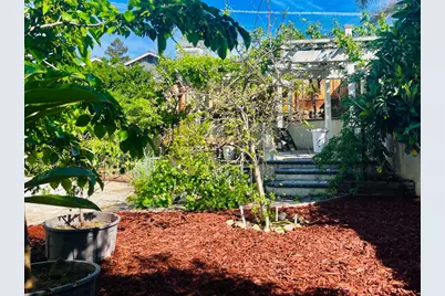 3561 Slopeview Dr, San Jose, CA 95148 - Photo 32