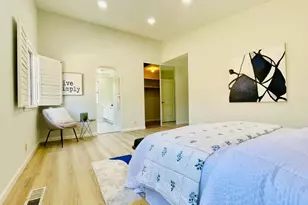 3561 Slopeview Dr, San Jose, CA 95148 - Photo 22