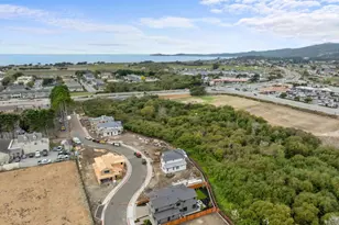 587 Creekside Ct, Half Moon Bay, CA 94019 - Photo 4