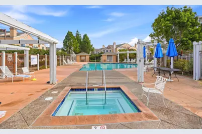 142 Positano Cir, Redwood City, CA 94065 - Photo 24