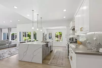 5979 Starwood Dr, San Jose, CA 95120 - Photo 16