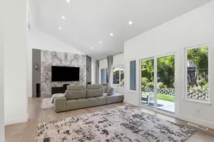 5979 Starwood Dr, San Jose, CA 95120 - Photo 10