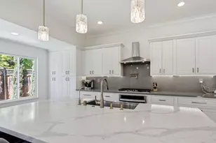 5979 Starwood Dr, San Jose, CA 95120 - Photo 14