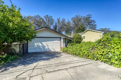 331 San Carlos Ave, El Granada, CA 94018 - Photo 4