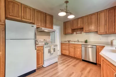 331 San Carlos Ave, El Granada, CA 94018 - Photo 10