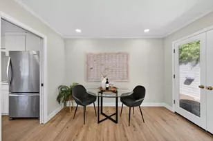 2169 Yorkshire Way, Mountain View, CA 94040 - Photo 12