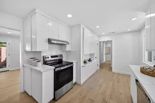 2169 Yorkshire Way, Mountain View, CA 94040 - Photo 8