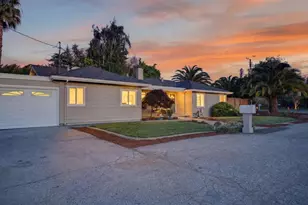 2169 Yorkshire Way, Mountain View, CA 94040 - Photo 2