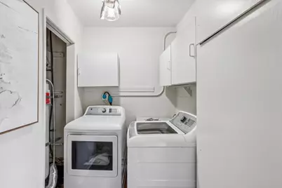 2704 Louis Rd, Palo Alto, CA 94303 - Photo 24