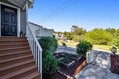 46 Beulah Dr, Santa Cruz, CA 95060 - Photo 8