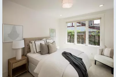 384 Hawthorne Ave, Los Altos, CA 94022 - Photo 16