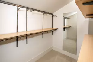 384 Hawthorne Ave, Los Altos, CA 94022 - Photo 22