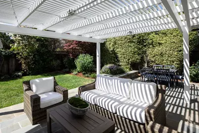 384 Hawthorne Ave, Los Altos, CA 94022 - Photo 24