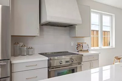 577 Creekside Ct, Half Moon Bay, CA 94019 - Photo 14