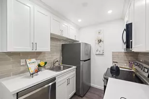 410 Boardwalk Ave Ave 19, San Bruno, CA 94066 - Photo 14