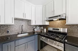 101 Blossom Cir 2C, San Mateo, CA 94403 - Photo 14