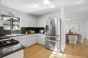 1017 Beech St, East Palo Alto, CA 94303 - Photo 8