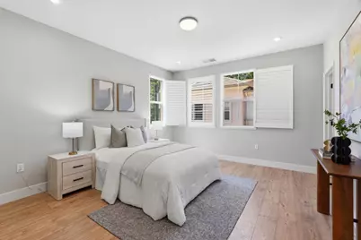 560 Saint Remi Ter 1, Sunnyvale, CA 94085 - Photo 16