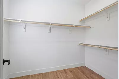 560 Saint Remi Ter 1, Sunnyvale, CA 94085 - Photo 22