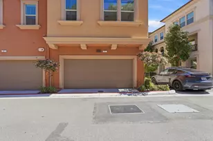 560 Saint Remi Ter 1, Sunnyvale, CA 94085 - Photo 36