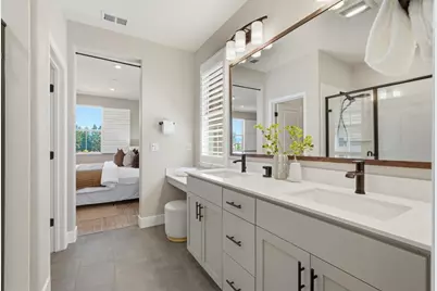 560 Saint Remi Ter 1, Sunnyvale, CA 94085 - Photo 28