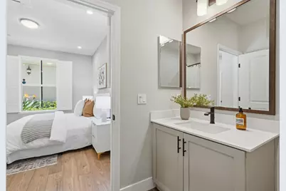 560 Saint Remi Ter 1, Sunnyvale, CA 94085 - Photo 24
