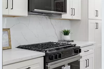 577 Green Manor Ct, Palo Alto, CA 94301 - Photo 16