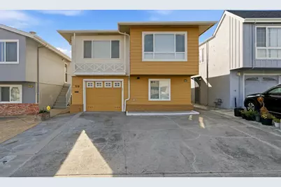 318 Saint Francis Blvd, Daly City, CA 94015 - Photo 1