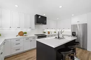 967 Orange Ave, San Carlos, CA 94070 - Photo 6