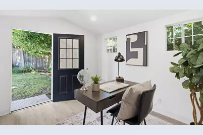 967 Orange Ave, San Carlos, CA 94070 - Photo 16