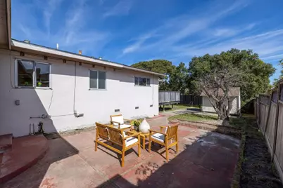 662 Oak St, Monterey, CA 93940 - Photo 24