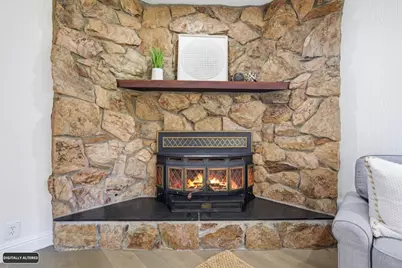 33790 Dartmouth Ave, Union City, CA 94587 - Photo 8